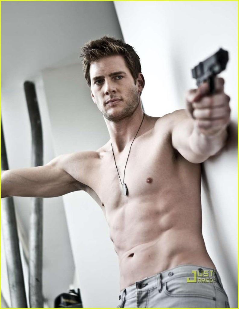 ryan-mcpartlin-da-man-magazine-wallpaper-382745406